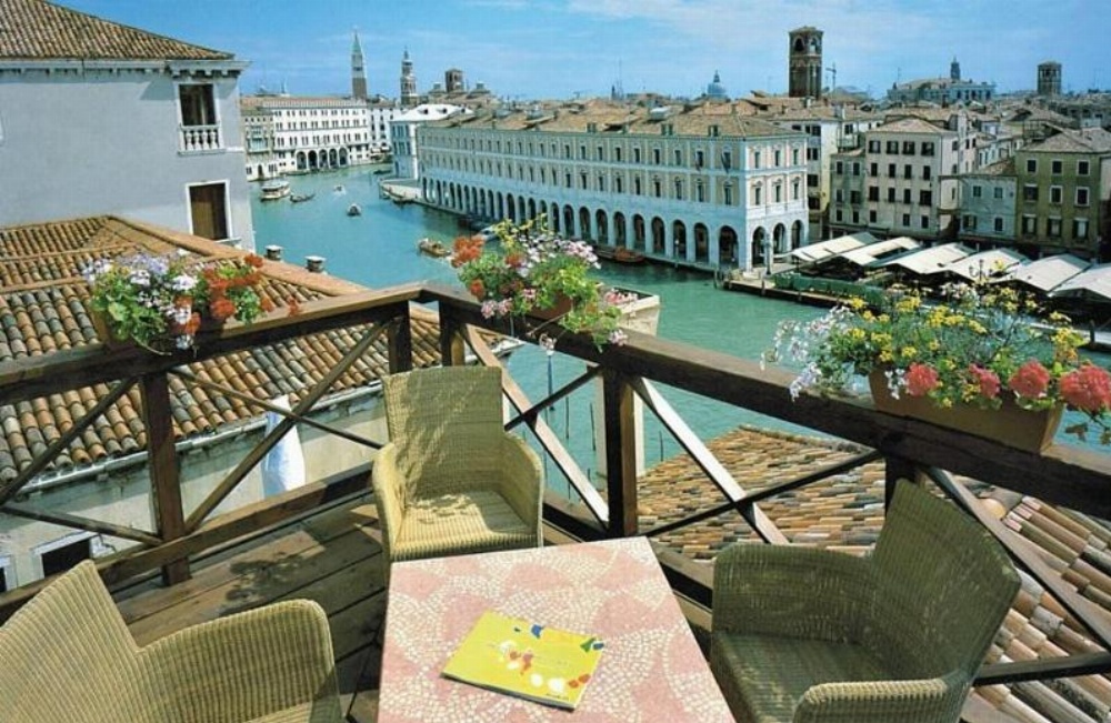 Foscari Palace Image 47